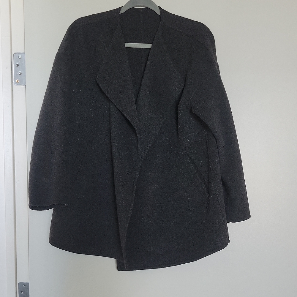 Zara Gray Trench Coat with Structured Silhouette
